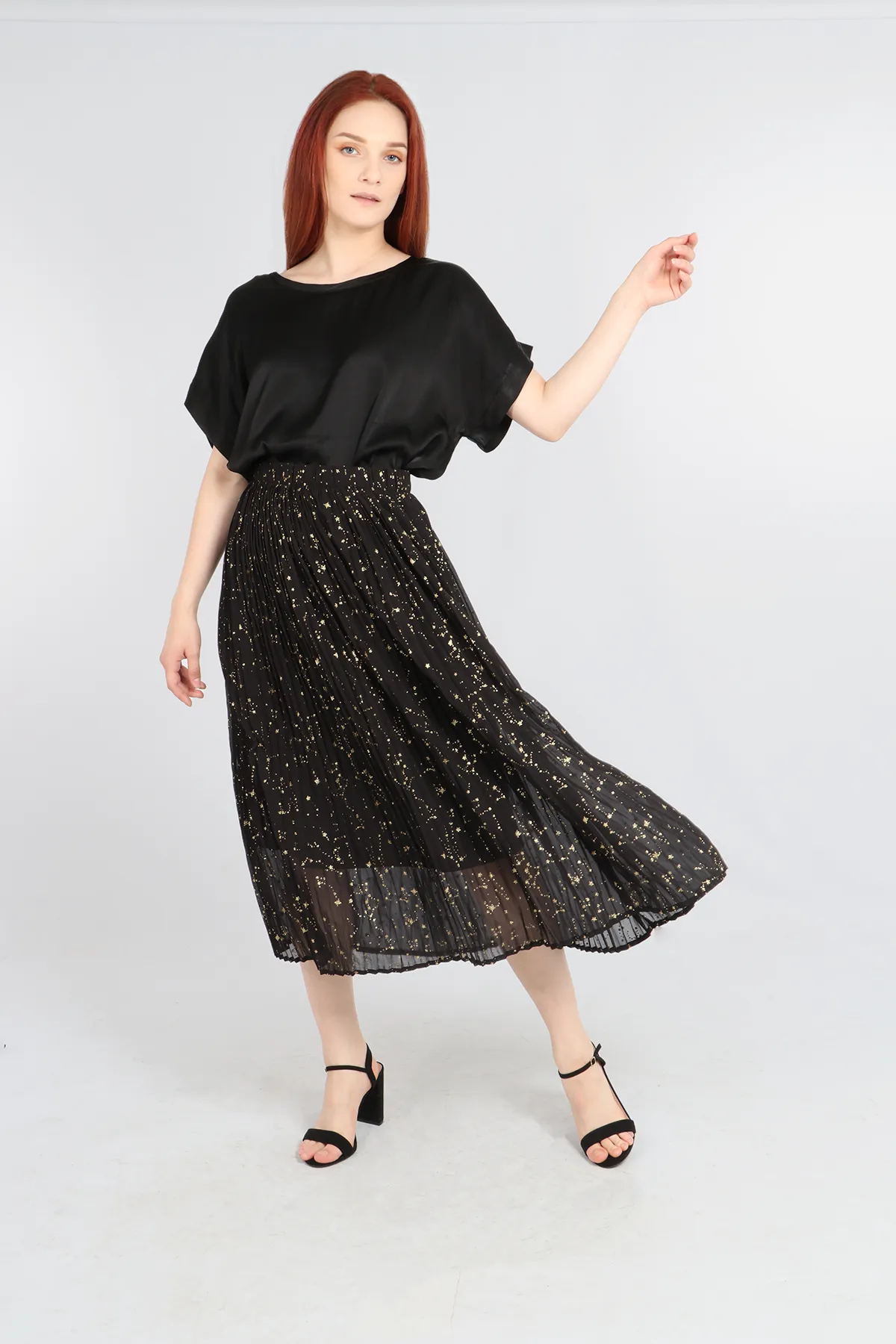 Black Gold Constellation Print Pleated Skirt