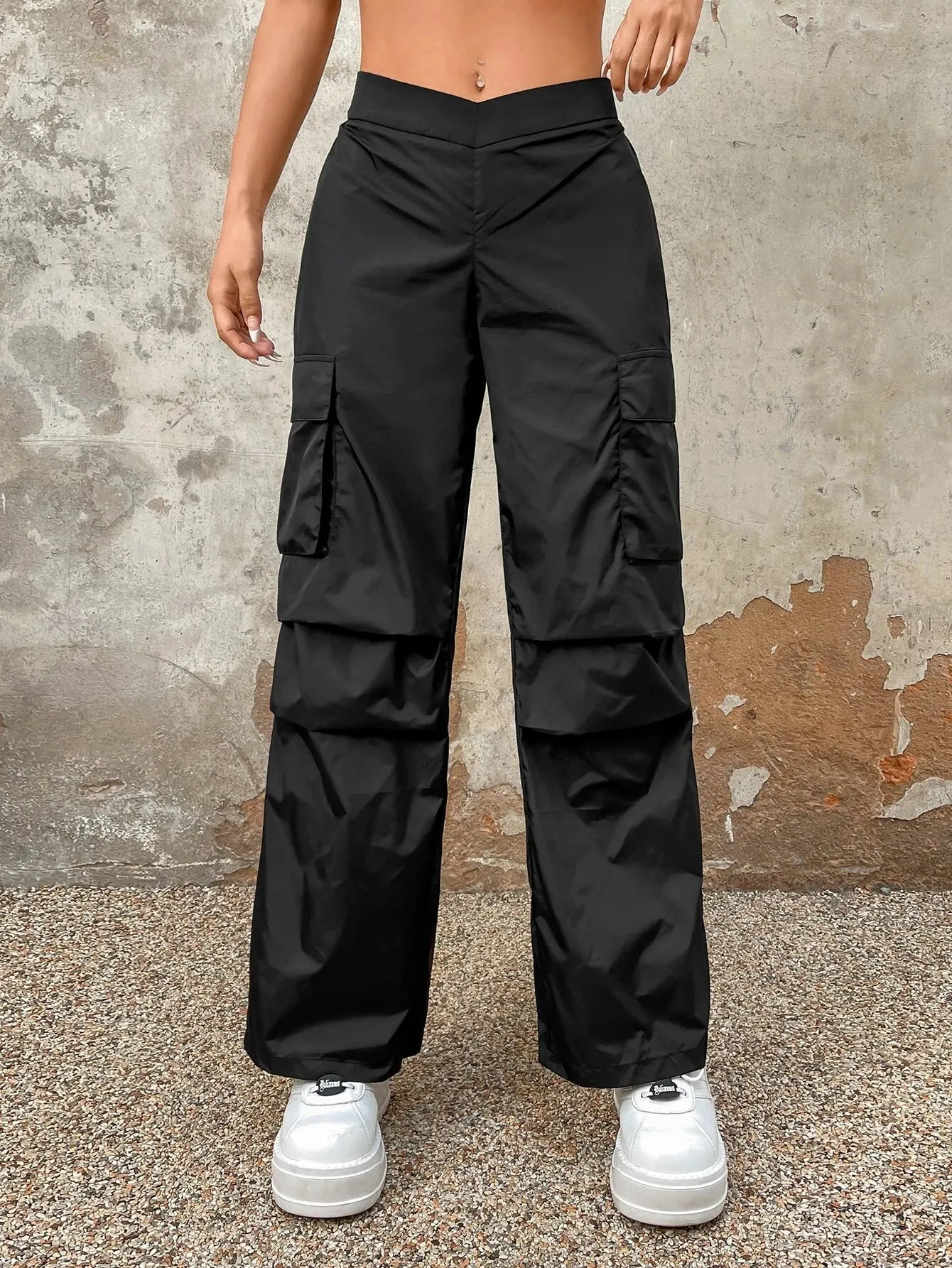 Flap Pocket Side Ruched Cargo Pant