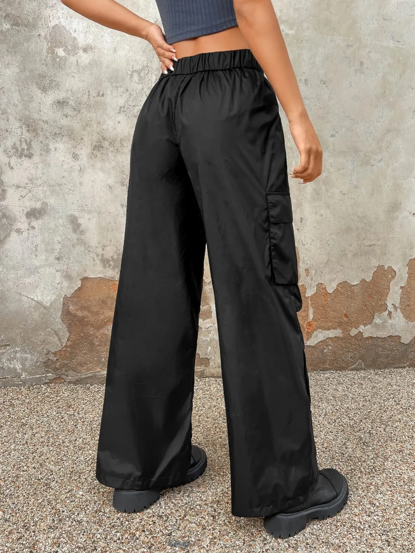 Flap Pocket Side Ruched Cargo Pant