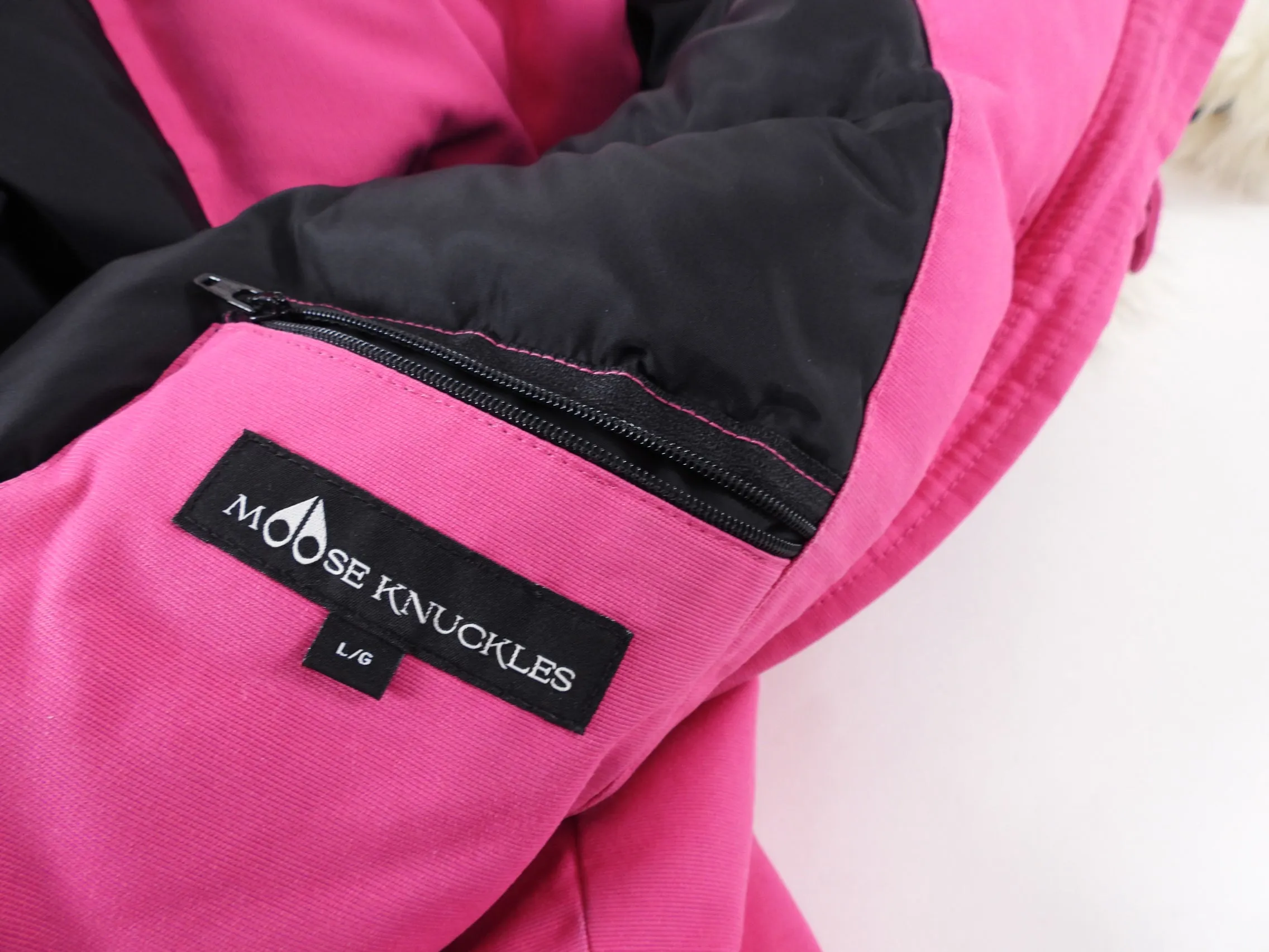 Mooseknuckles Pink Short Hooded Parka Jacket - L / 8