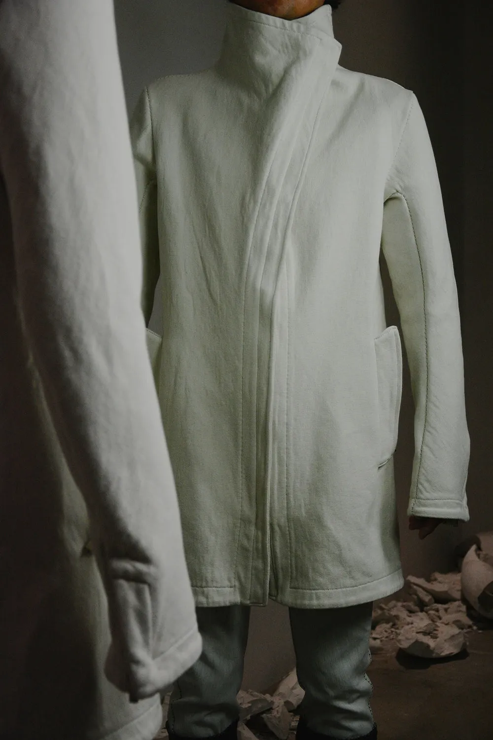 UNLINED VISIBLE OVERLOCK,DEAD-END PARKA